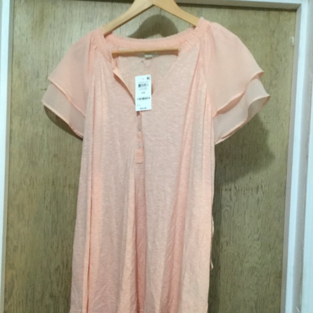NWT light weight t-shirt with tiered ruffle sleeves size 3X Style & Co Plus